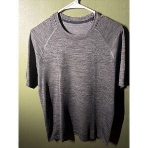 Rhone Men’s Reign Tech Short Sleeve T-Shirt Gray Stretch Medium